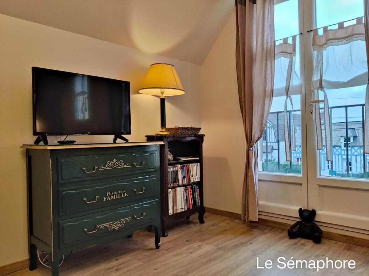 Du Cote De Chez Swann 1 Bed and Breakfast Trouville-sur-Mer Eksteriør billede